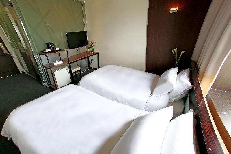 Hotel The Riverside 3*